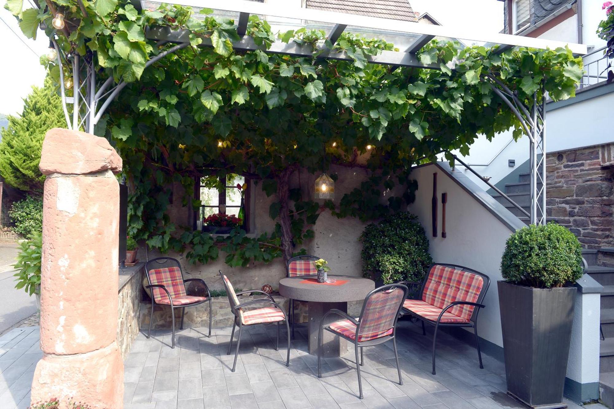 Wein- Und Gaestehaus M. Bai Mesenich Εξωτερικό φωτογραφία